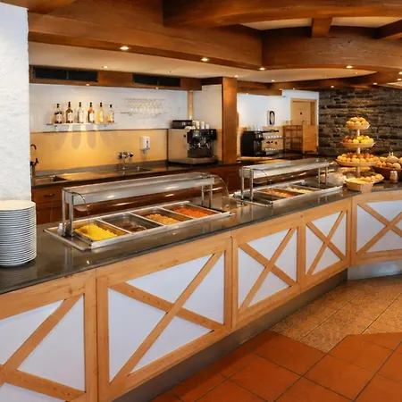 First Mountain Hotel Zillertal-2